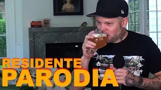 Residente se emborracha en entrevista con su cerveza Residente