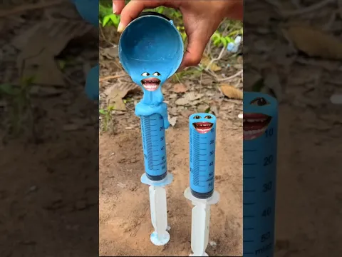 The guy shows SURVIVAL skills #shorts #survival #camping #outdoors #lifehacks #bushcraft#ideas part5