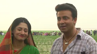 পুজাচেরিকে বউ বলতেই লজ্জায় লাল শাকিব। এত লাজুক আর হাসিমুখে আগে কেউ দেখেনি শাকিবকে।