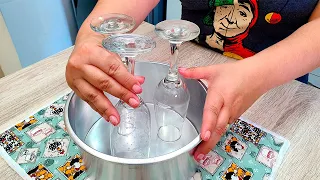 COLOQUE AS TAÇAS NA FORMA E VEJA O QUE ACONTECE COM A MASSA! Bolo mesclado