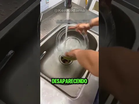 ELA JOGOU TODOS SEUS PEIXES NO CANO