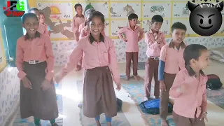 हिन्दी बालगीत - एक बिल्ली बेचारी, वो तो बैठी बेचारी। Hindi rhymes. kid's rhymes. Hindi poem