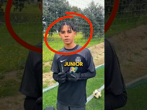 "¡Cristiano Jr. explotó en el campo tras un consejo de su padre! 💥⚽🔥#shorts #football #sports