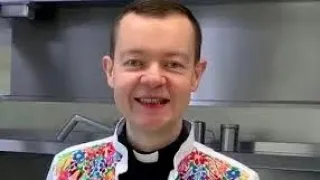 ¿Pertenece a la Iglesia Católica el Padre Adam Kotas? Una respuesta a su pregunta.