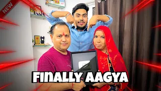 Silver play button 😍|| finally, Agya 🤩 || Play button ❤️|| YouTube Award ||