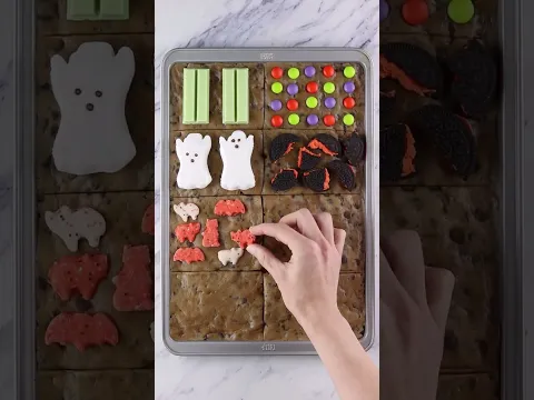 Halloween Cookie Tray VLOGTOBER DAY 1🍪🎃 #shorts #vlogtober #dessert
