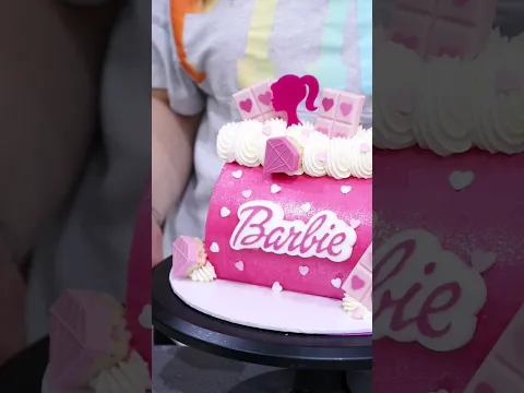 Barbie Cake 💗 #cakedecorating #barbie #youtubeshorts #shortsfeed #shorts