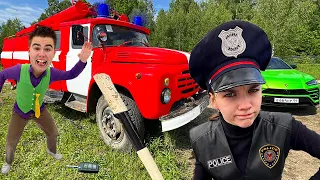 Top Very Special Trending Comedy Video 2025 - Amazing Police on Chevy Camaro w/ Family on Lambo Urus