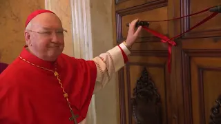 Opieczętowanie papieskiego apartamentu w Pałacu Apostolskim