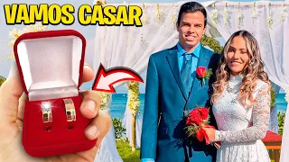 ESCOLHENDO O ANEL DE CASAMENTO PARA A MINHA NAMORADA!