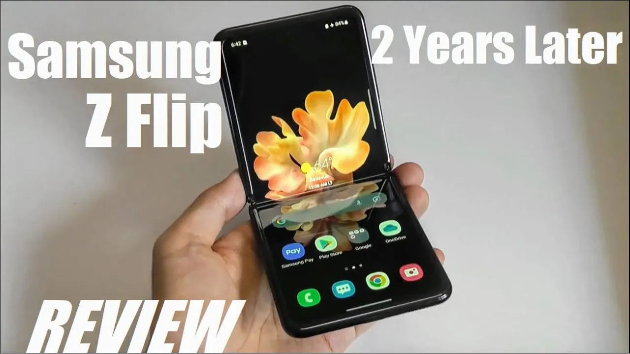 Vido-Test de Samsung Galaxy Z Flip 4 par OSReviews