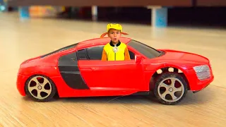 Dima và mẹ đang biến hình ô tô