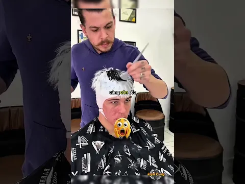 Kiểu tóc khiến Cristiano Ronaldo cũng phải ngoái nhìn 😳