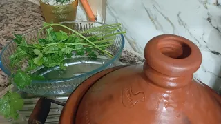 Fadwa live | فدوى لايف غادي نحضر الطاجين بالبصله والزبيب