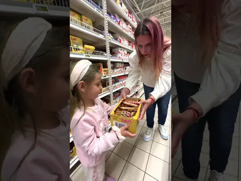 🛒 BRI la CUMPĂRĂTURI cu MAMA 😎 Shopping with my MOM 🤩 Incredible ending #shorts #marastefania