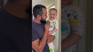অনেক দিন পর বাবা কে দেখে বাচ্চারা আত্মহারা