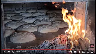 GELENEKSEL KÖY USÜLÜ KARA FIRINDA EBELERİN YÖRESEL HAŞHAŞLI KÖY  EKMEĞİ TARİFİ  BİDE |ÇÖMLEKTE ET 🥩
