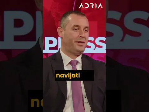 Za koju reprezentaciju navija ministar sporta Dragoslav Šćekić ?