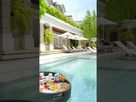 Floating flavors, poolside savors.