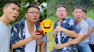 The beauty and the wine are gone? I am sad!😂😜🤣#funnyvideo#funnyvideos