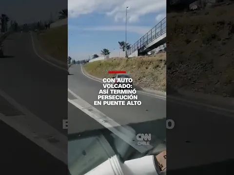 Un automóvil volcado y dos detenidos fue lo que dejó una intensa persecución en Puente Alto.