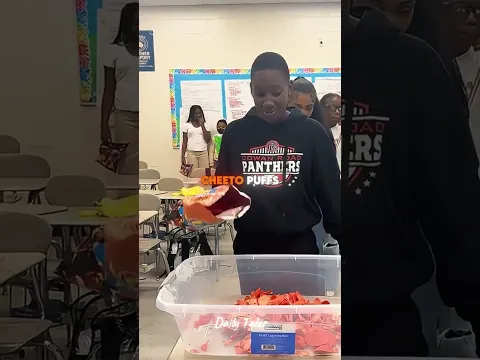 They Had A Snack Party At School 🥵