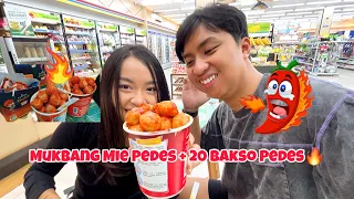 Dimana2 maunya makan ini: Mie Bakso Hot Hot