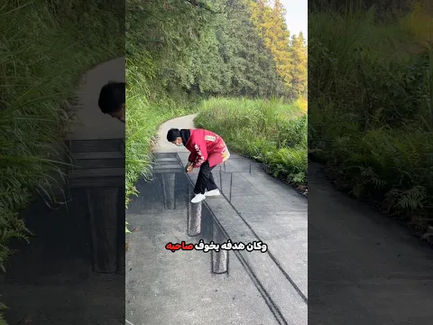 الصبي العبقري يخدع صديقة بالرسم 😲✒