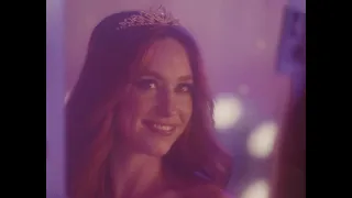 The Reason, La Razón (Official Lyric Video)