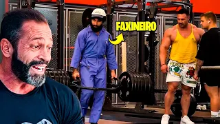 REAGINDO AO LEVANTADOR DE PESO PROFISSIONAL QUE FINGE SER FAXINEIRO / ANATOLY