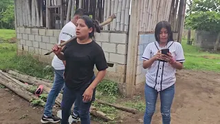 Ladrones Entran A La Casa De CHEPE😡A Mache-t4zos 4garr4ron A CHEPE Por Defender A Su FAMILIA😱