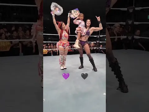 💜🥺 Mamis is really good 🖤 #rhearipley #wwe #netflix #foryou #foryourpage