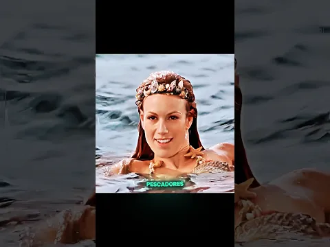 Una sirena entregó a su hijo a un humano 😱 | #shorts #youtubeshorts
