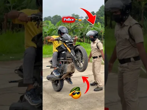 Police 👮😱 #police #biker #shorts #mt15 #rider
