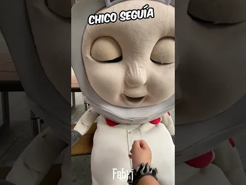 Molesto Tanto Un Peluche Gigante Hasta Que paso Esto