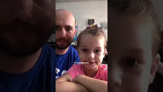 Paulinha tentando fazer o Papai falar grosso parte 2
