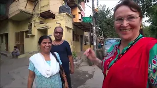 284. В гостях у Альбины. 20 лет замужем в Индии. В Дели из Ижевска. Сын, свекровь, соседи, быт...