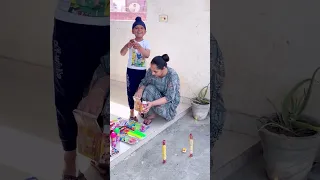 Abhi aur Mom Ne Holi Colour Ki Testing Ki 🌈🤩😂