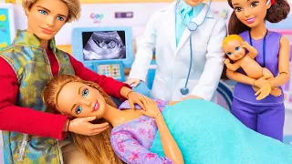 Barbie & Ken Doll Family Have a New Baby!  Hospital Routine 🏥 바비인형 가족 아기 탄생 병원 일상 장난감놀이
