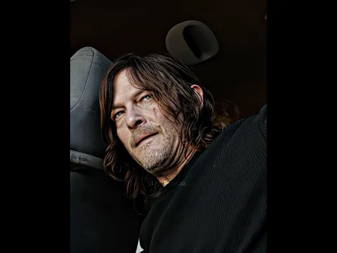 Negan Uses His Whisperer Skills To Give Daryl Weapons🥶 / The Walking Dead #shorts
