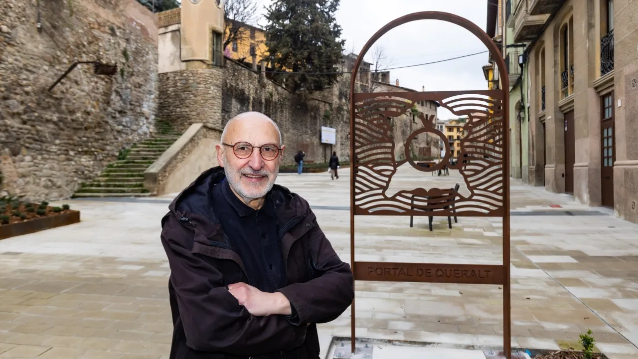 Els set ‘portals’ de Quim Domene completen les obres de la rambla dels Montcada