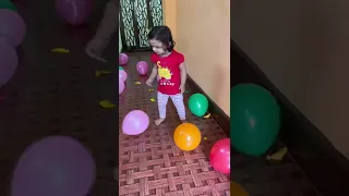 Bina dare sare balloons fod diye Tooktook ne
