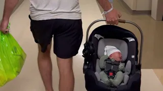 Heartwarming moment: Elder brother meets his newborn sibling for first time || WooGlobe