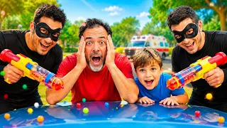 بابا جاب العاب وحلويات لعيسى وعماد #funny #humor 