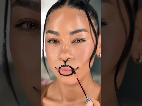 Contorno com batom Peel Off 💋