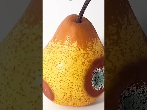 "Are Color-Changing Fruits Safe to Eat?"