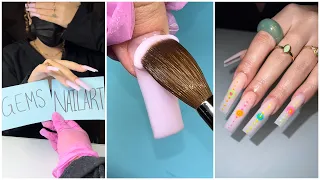 Doing my Sister’s Nails + Storytime 💅🏼