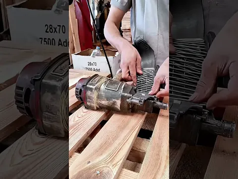 エア式充電釘打ち機