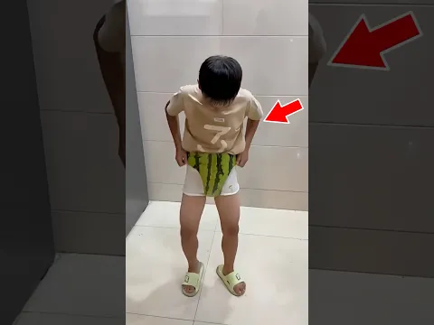 Smart kid made clothes using watermelon #shortvideo