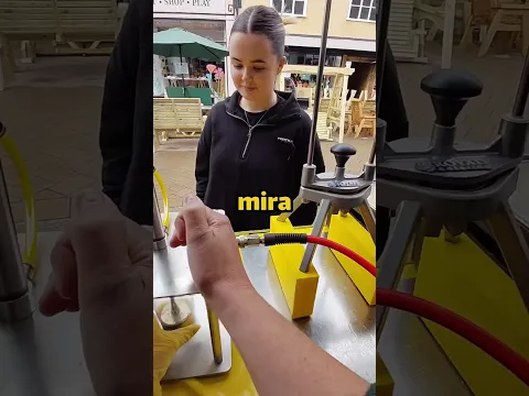 Esta Chica Solo Quería Una Limonada... Pero Todo Tenía Que Ser... 😭